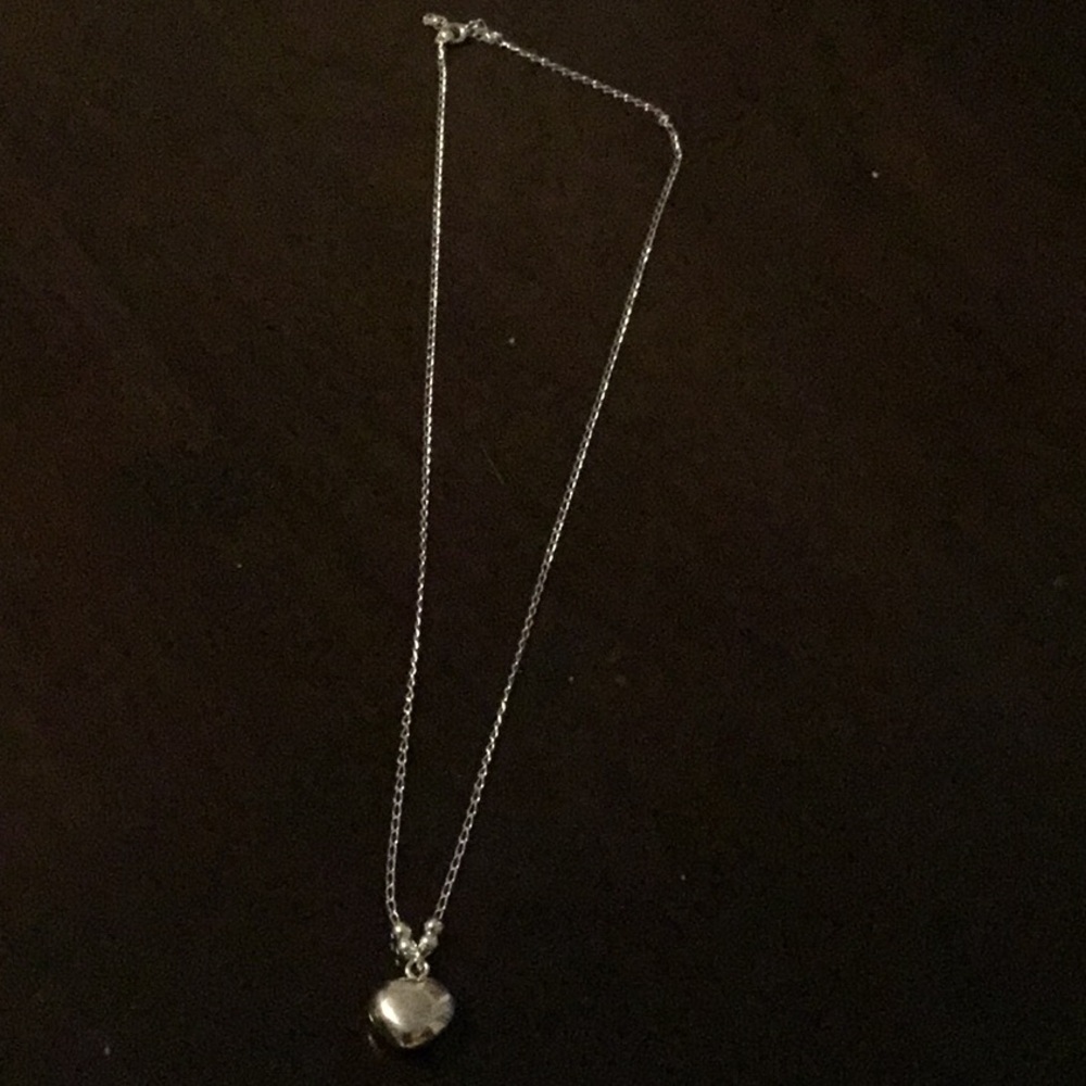 Necklace heart with ball